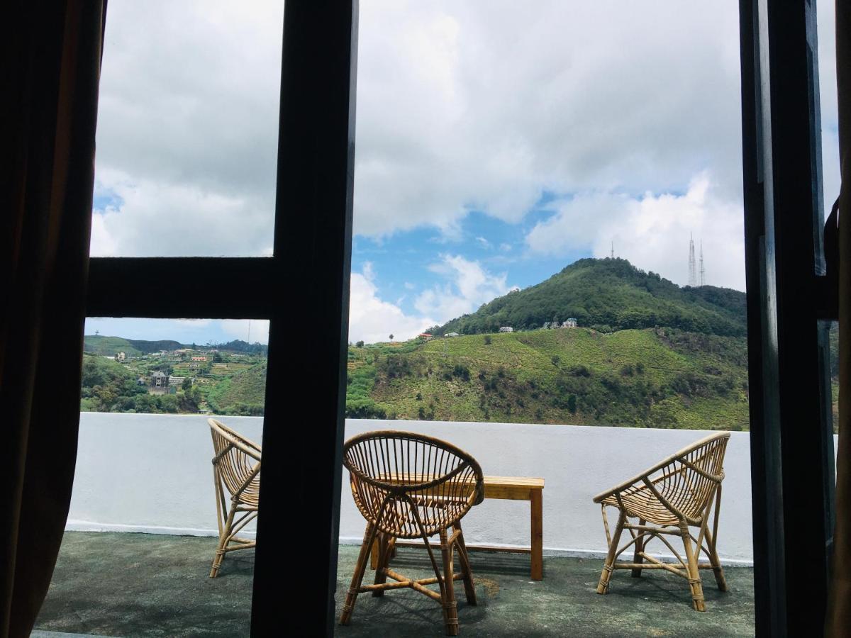 Hotel The Mount View By Liyozi Leasiure Nuwara Eliya Esterno foto
