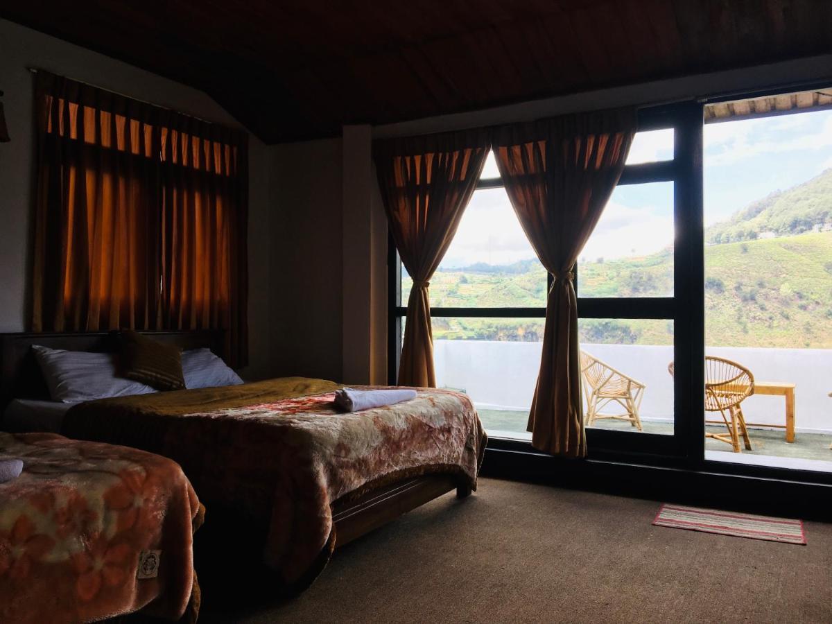 Hotel The Mount View By Liyozi Leasiure Nuwara Eliya Esterno foto
