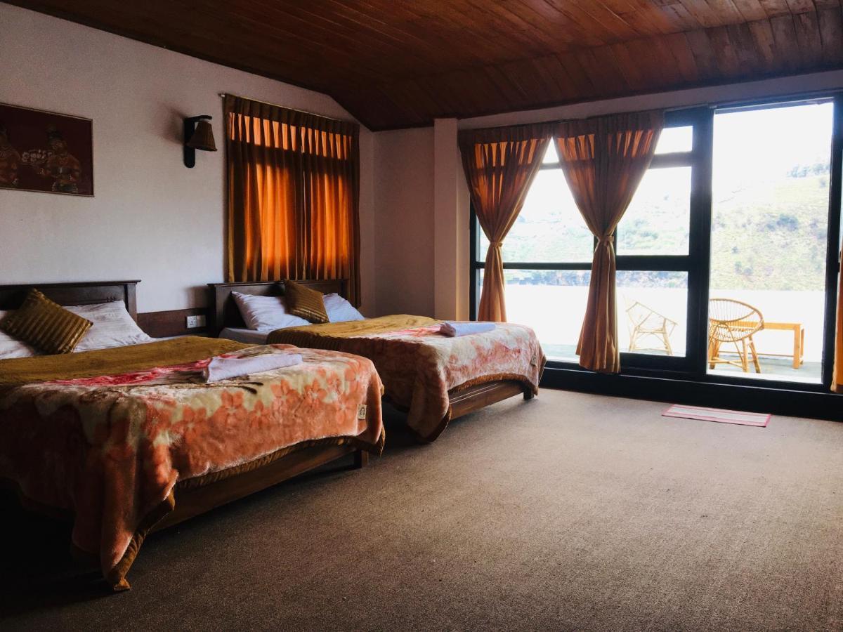 Hotel The Mount View By Liyozi Leasiure Nuwara Eliya Esterno foto