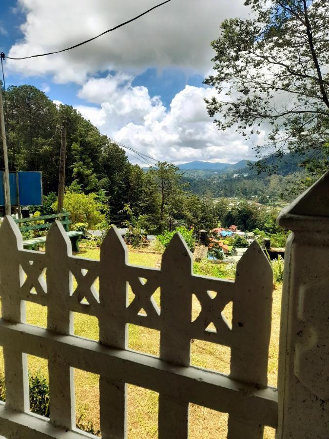 Hotel The Mount View By Liyozi Leasiure Nuwara Eliya Esterno foto