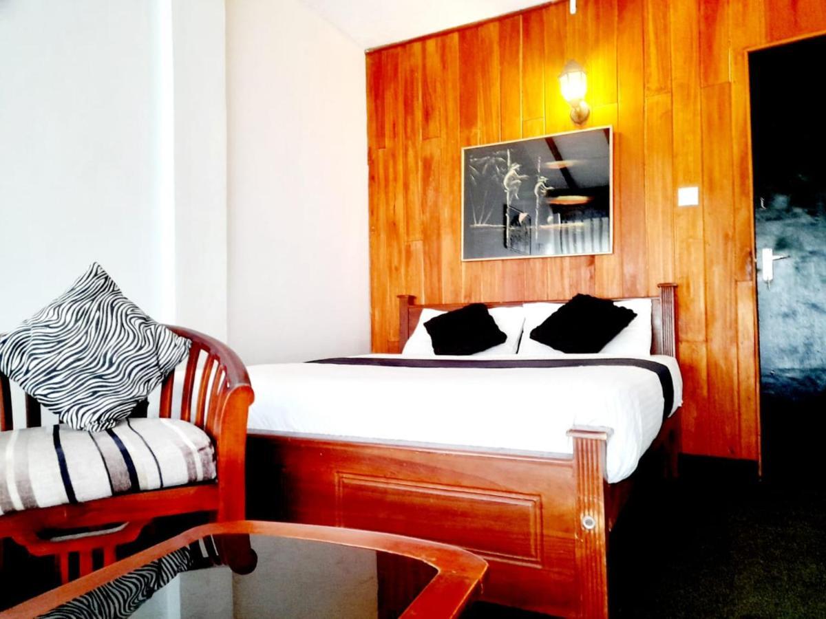 Hotel The Mount View By Liyozi Leasiure Nuwara Eliya Esterno foto
