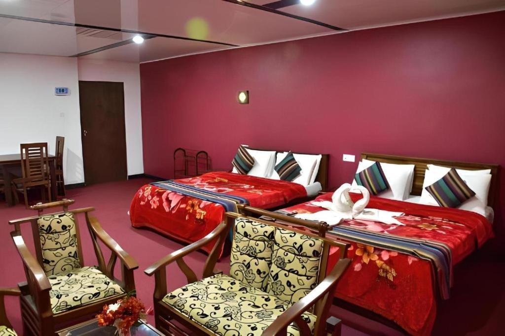 Hotel The Mount View By Liyozi Leasiure Nuwara Eliya Esterno foto